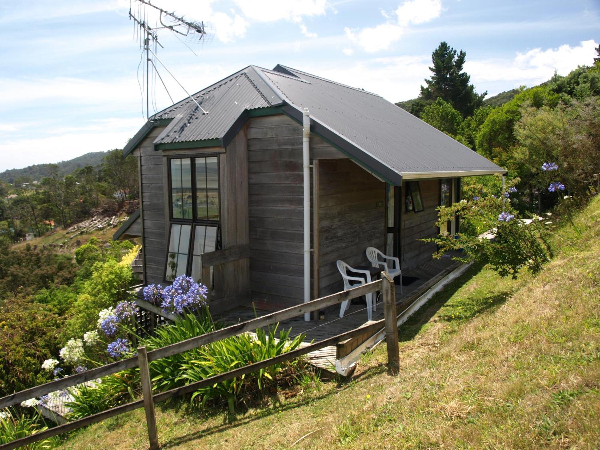 Grafton Cottage & Chalets Thames Exterior photo